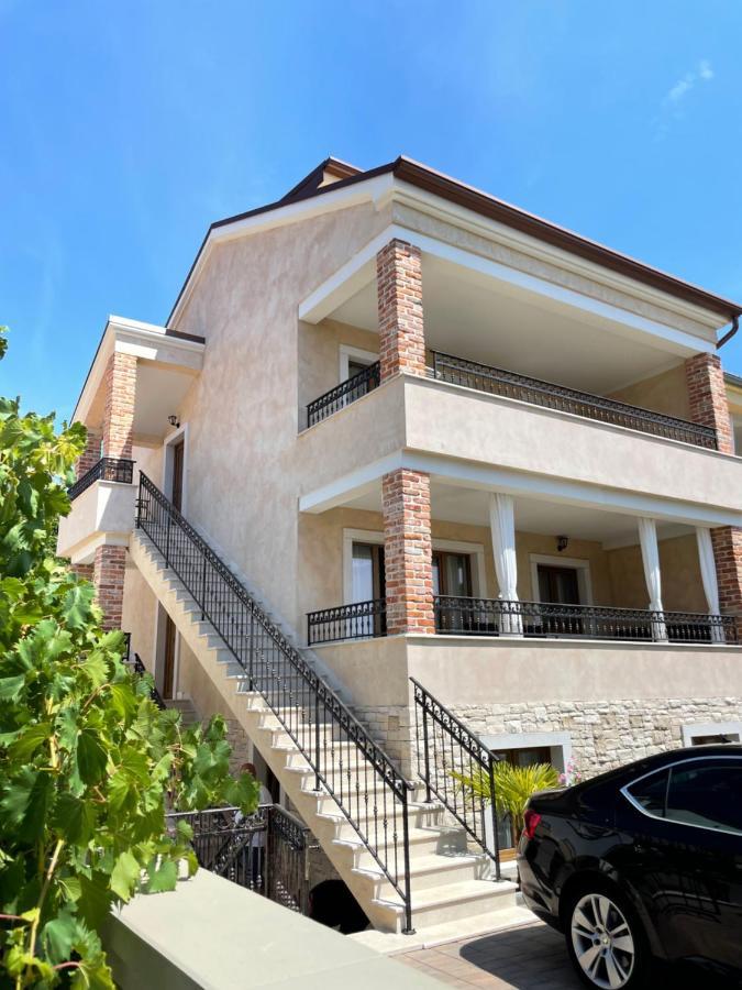 Apartments Sanja Pinezići Esterno foto